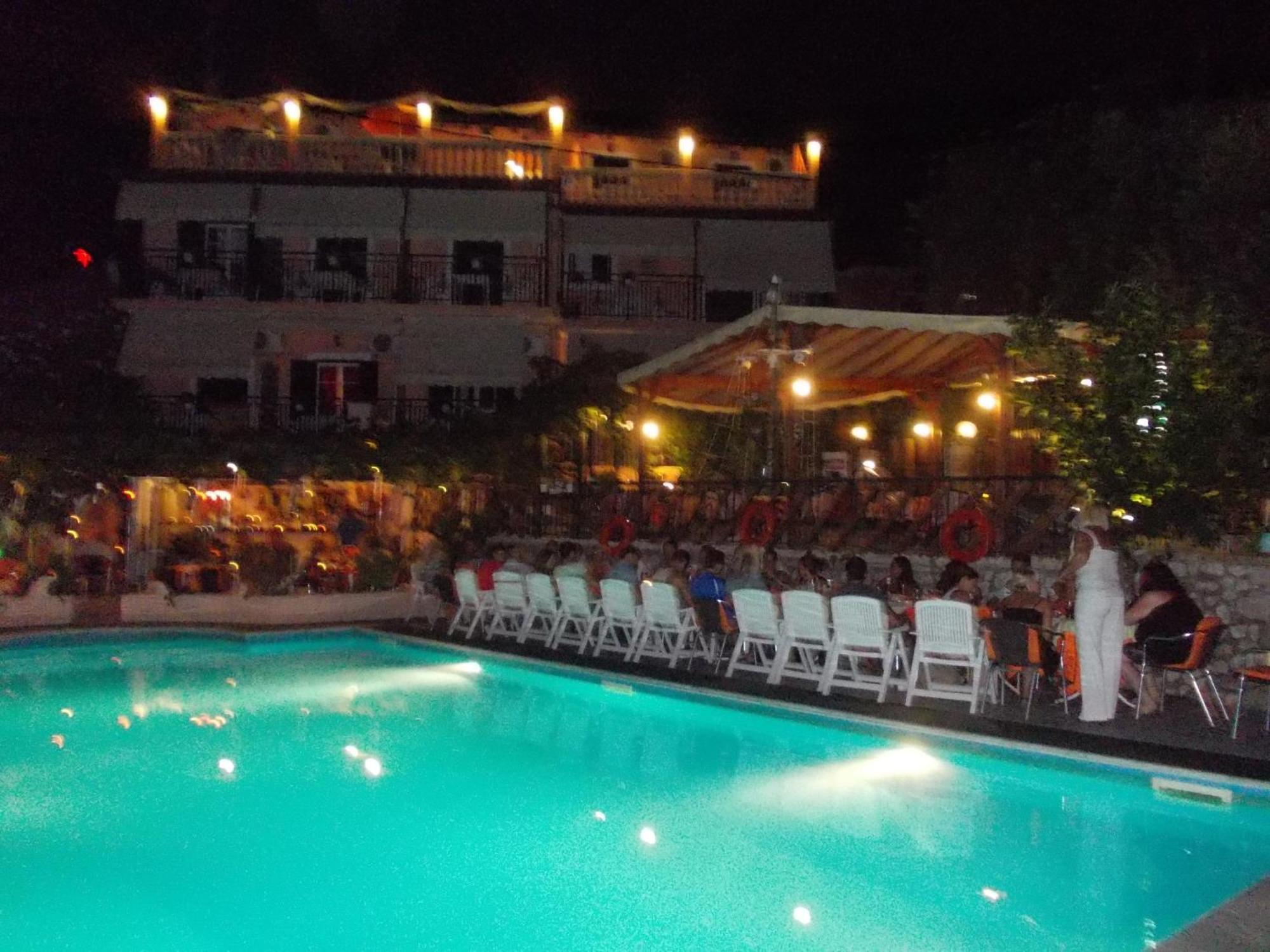 Argo Pool & Bar Aparthotel Benitses  Ngoại thất bức ảnh