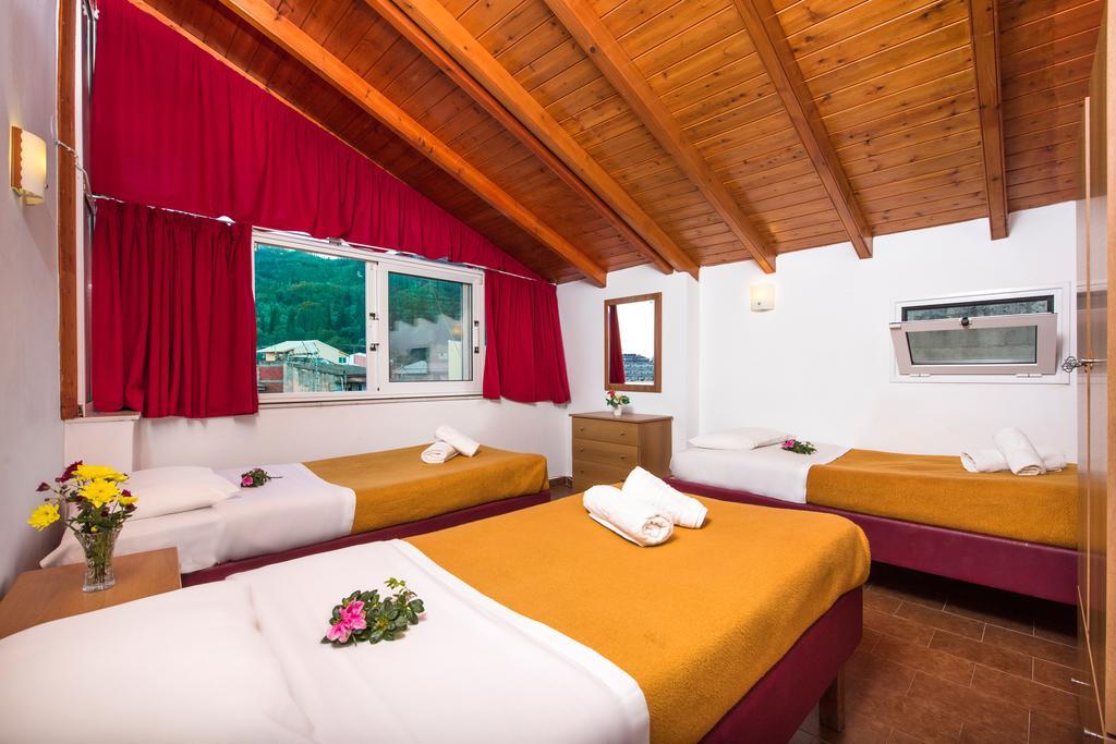 Argo Pool & Bar Aparthotel Benitses  Ngoại thất bức ảnh